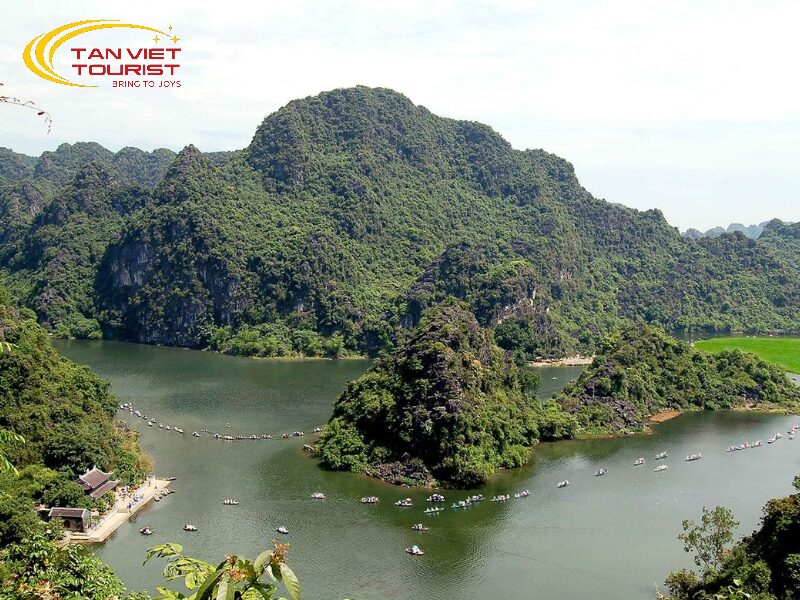 top danh thắng nổi tiếng tại ninh bình