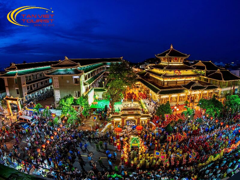 tour du lịch lễ hội tâm linh