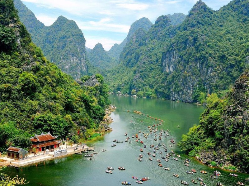 Tết nên đi du lịch ở đâu? 25 gợi ý hay nhất từ Tân Việt Tourist