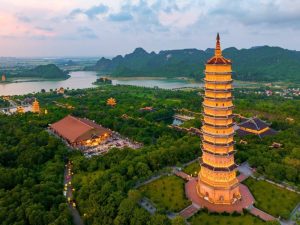 Tour Chùa Bái Đính trọn gói có gì nổi bật?