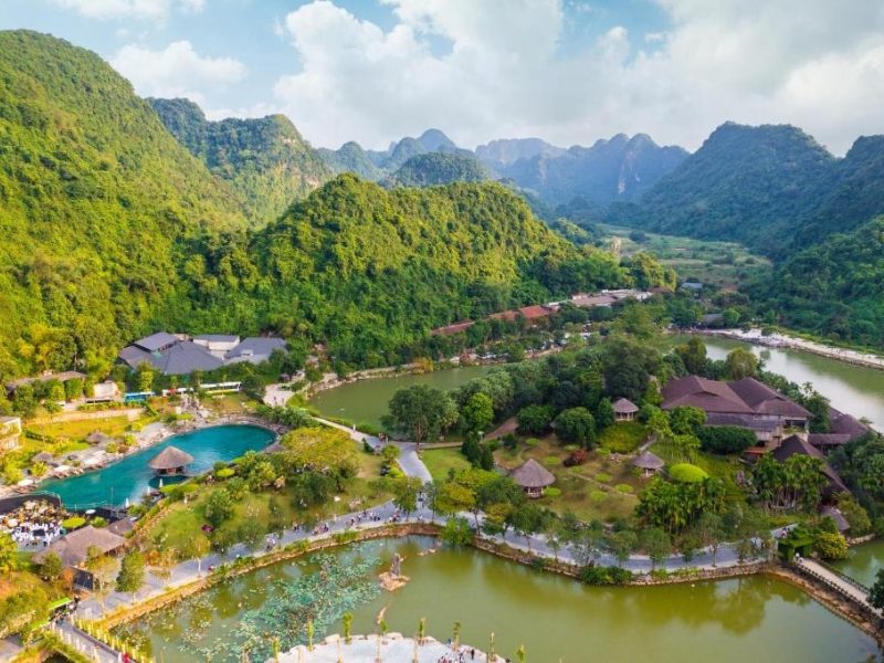 Tổng hợp các tour du xuân đầu năm 2026 để trải nghiệm trọn vẹn bình an, may mắn